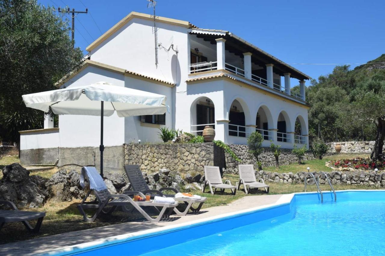 Eirini By Hotelius Hostel Liapades